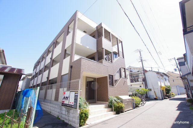 ラルーチェ　仲介手数料無料の外観