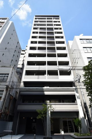 スワンズシティ大手前レーヴェの外観