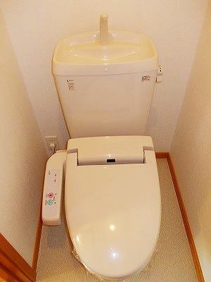 グランヴィエラＢのトイレ|清潔感のあるトイレです