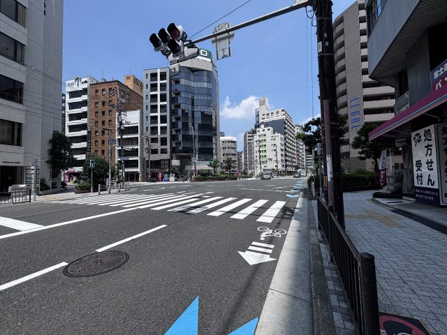 大阪市西区西本町２丁目の倉庫の周辺