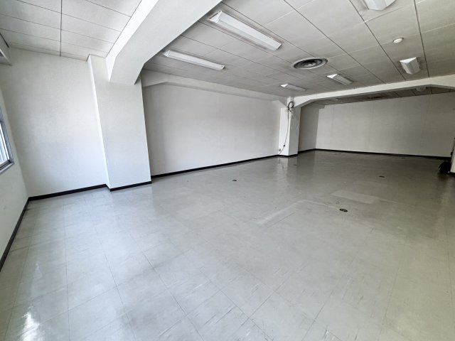 大阪市西区西本町２丁目の倉庫の内装