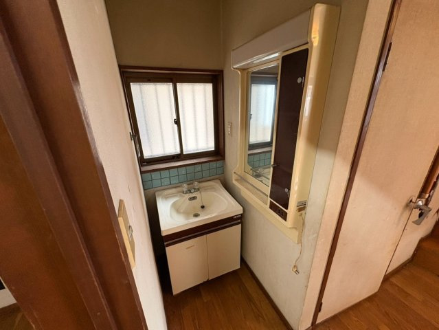 北浦町戸建｜名古屋市の賃貸ならMy賃貸の独立洗面台|北浦町戸建
※現状渡しとなります