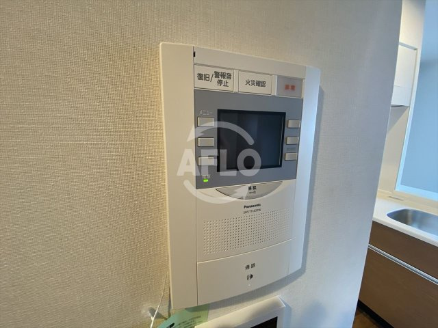 リフレ天満橋のセキュリティ|リフレ天満橋　TVモニター付きインターホン