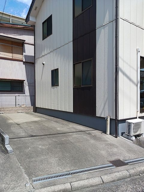 竜禅寺テラスハウスの駐車場