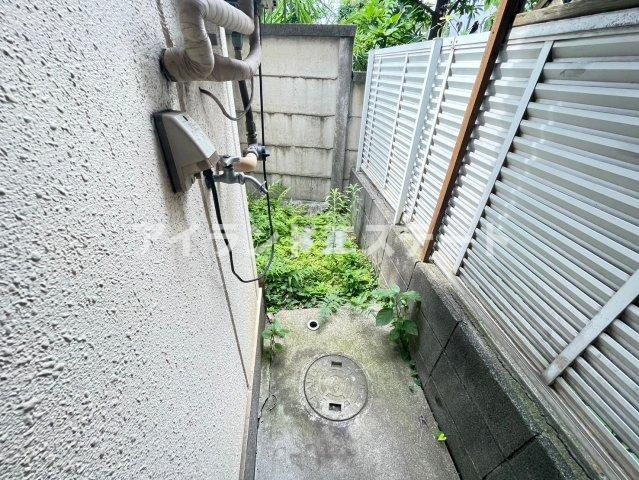 アリア三軒茶屋　駅近　角部屋　キッチンに窓　の設備
