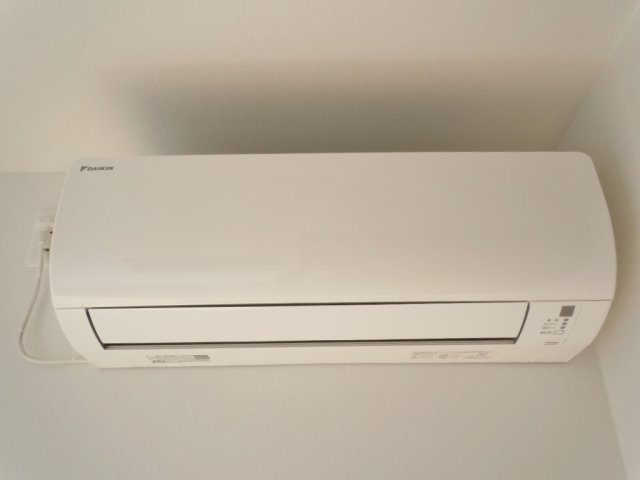 テラス弘明寺の設備|ＬＤＫ　エアコン　※現況優先
