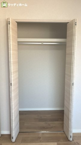 草加市柳島町　中古一戸建ての収納
