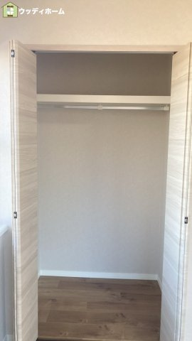 草加市柳島町　中古一戸建ての収納