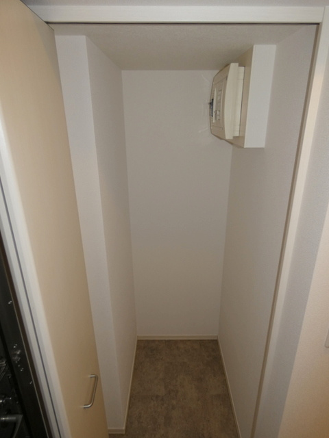 Ｃｕｍｎｏｒ　Ｐｌａｃｅのその他|★玄関横にも収納あり★