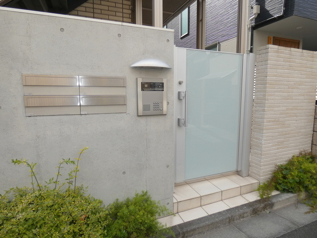 Ｃｕｍｎｏｒ　Ｐｌａｃｅのセキュリティ|★オートロック付きです★