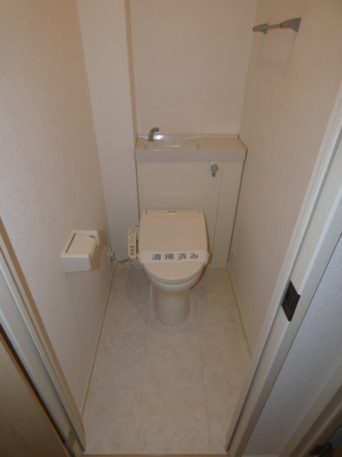 Ｃｕｍｎｏｒ　Ｐｌａｃｅのトイレ|★温水洗浄便座付きのトイレ★