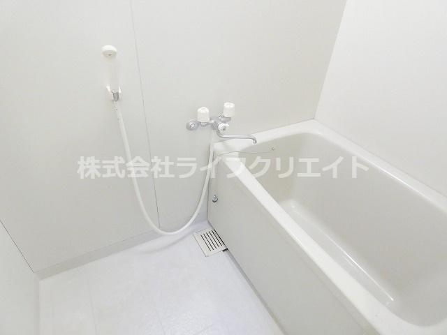 ウインドベルの浴室