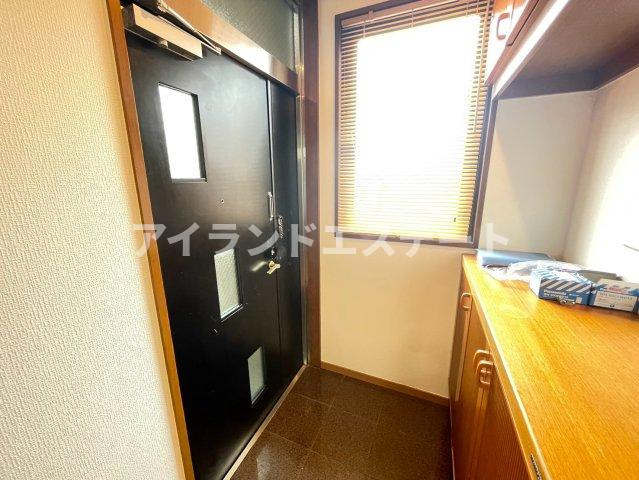 バスクコート　礼金0　駅近　1フロア1住戸　最上階の玄関
