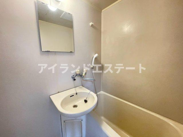 バスクコート　礼金0　駅近　南向き　高層階の浴室