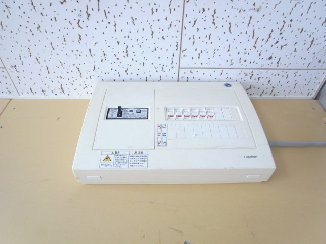 尼崎市東難波町５丁目の倉庫