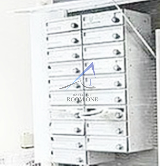 グランドエミネンス氷川台のその他共用部分|集合ポストです。