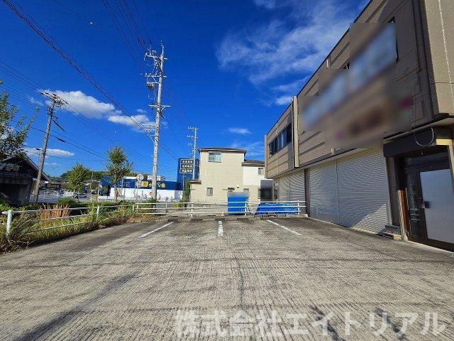 東郷町北山台　倉庫付事務所の外観