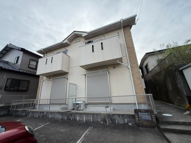 プラムコートの外観