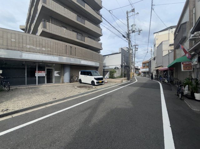 ジオナ塚本