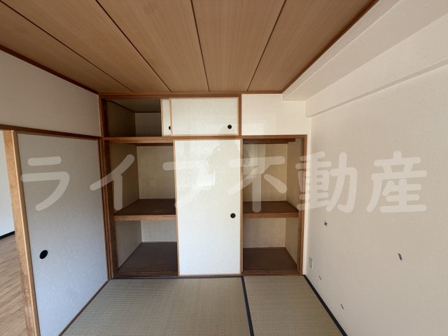 プルミエハイツ花園の収納
