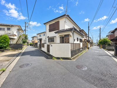 【外観】 | ◆泉区和泉中央北3丁目　売地◆ | ◆爽やかな青空の下に贅沢なほどに降り注ぐ陽光、豊かな居住性と、クオリティが見事に調和した住空間は、住まうことの喜びを感じさせてくれます。ゆとりある広い敷地で開放的なお住まいです。※画像は加工しています