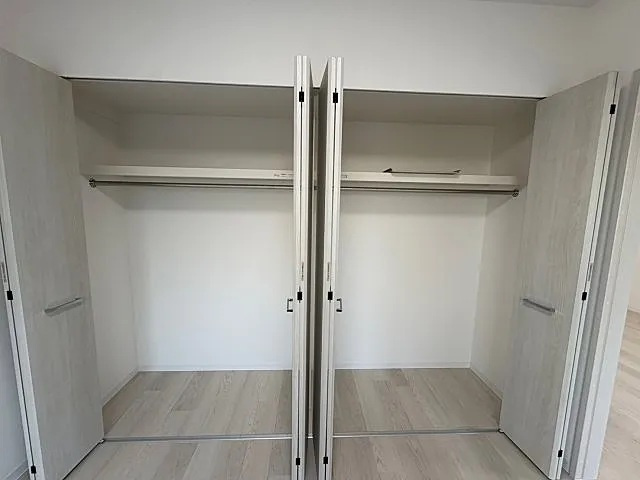 神戸市東灘区北青木２丁目の賃貸マンションの収納