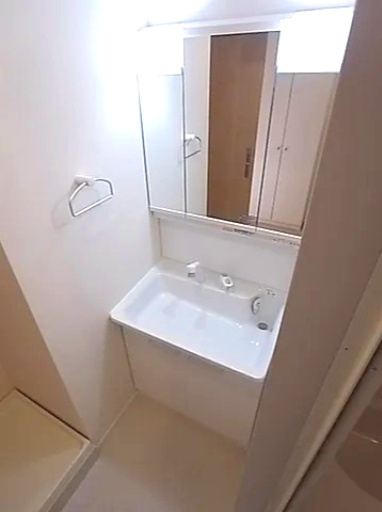芦屋市宮塚町の賃貸マンションの洗面所
