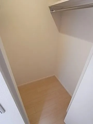 芦屋市宮塚町の賃貸マンションの収納