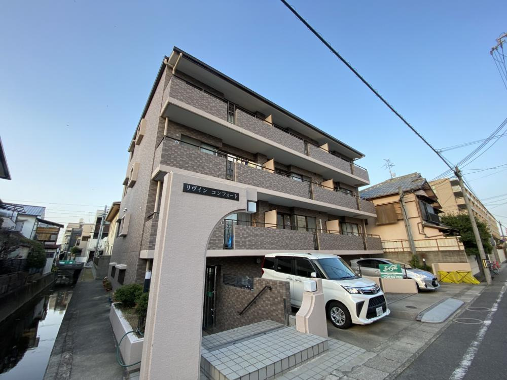 西宮市天道町の賃貸マンションの外観