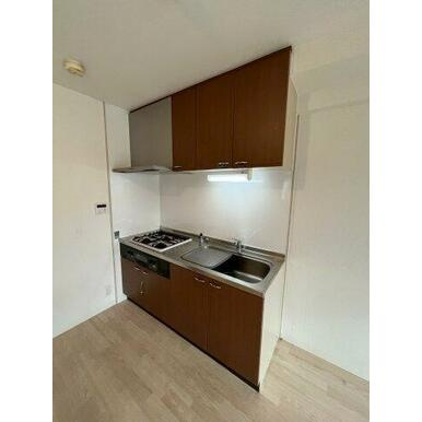 西宮市石刎町の賃貸マンションのキッチン