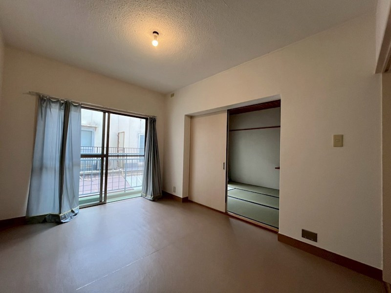 芦屋市東芦屋町の賃貸マンションの居間・リビング