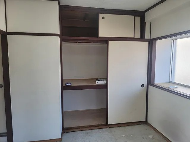 神戸市中央区東雲通３丁目の賃貸マンションの収納