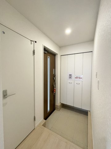 東彼杵町蔵元郷第3　2号棟の玄関