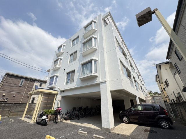 TSハイム市川の外観
