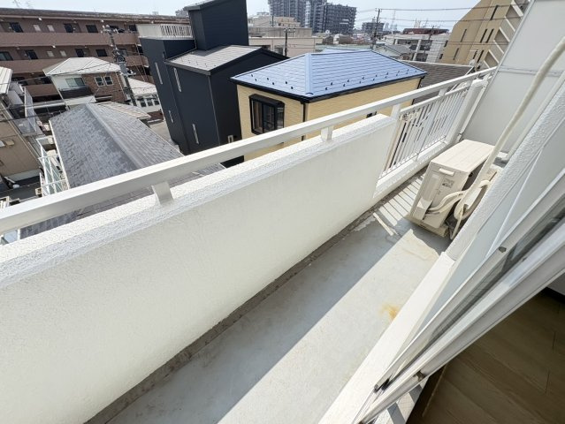 TSハイム市川のバルコニー