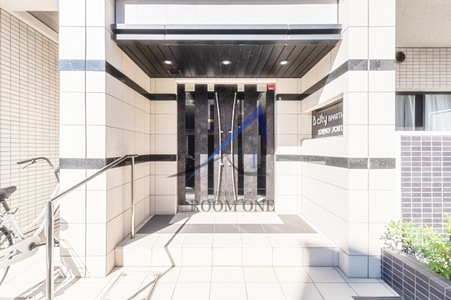 B CITY APARTMENT TOKYO SOUTHのエントランス|エントランスです。