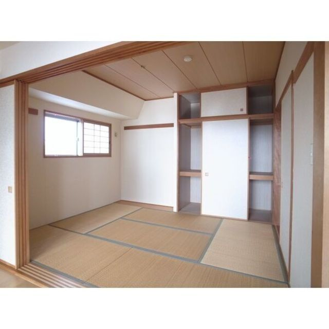 二日町シティタワーの和室