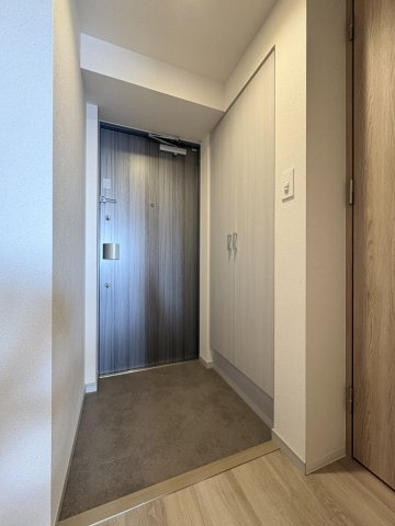 【玄関】ディアレイシャス名古屋大須通 