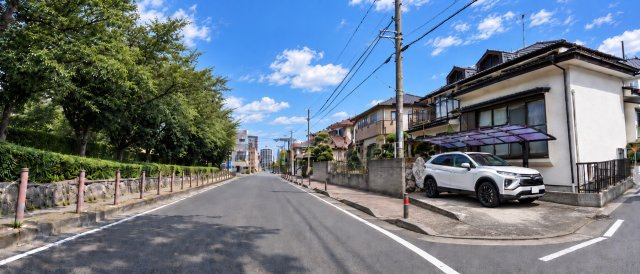 横山公園最前列の庭付邸宅　茶道教室などに最適です♪の外観