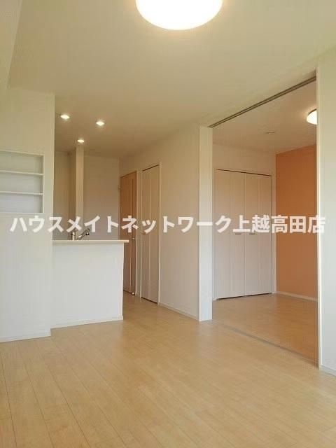 メルティー・アイⅣ　Ｂの居間・リビング|LDK10.5帖