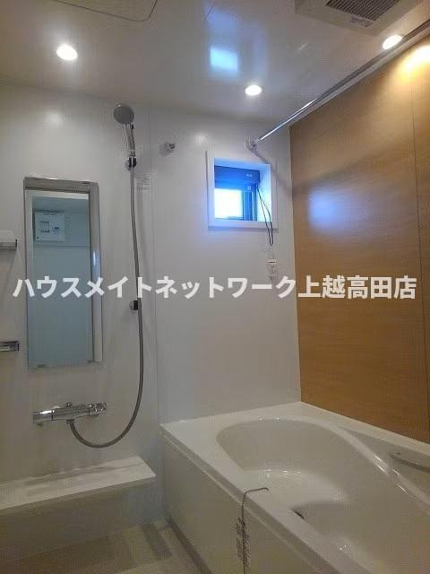 メルティー・アイⅣ　Ｂの浴室|浴室１坪（追焚機能付）
