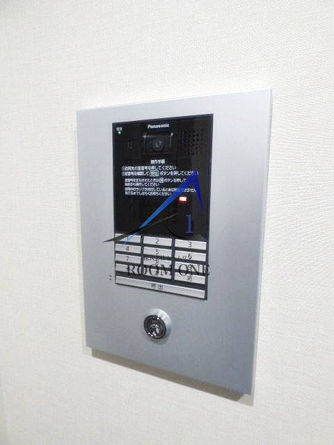 ブラウニーのセキュリティ|オートロックです。