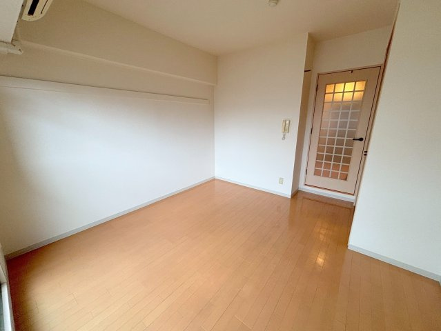東明マンション新東の内装