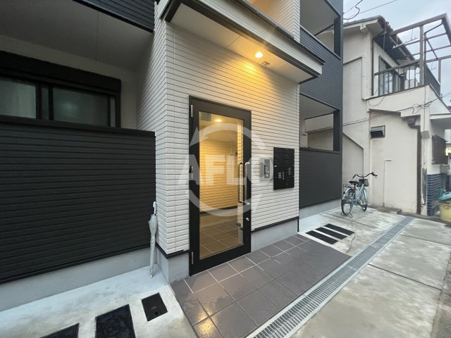 シナジーコート十三東のエントランス|シナジーコート十三東　エントランス