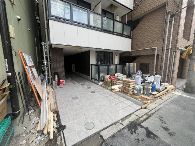 毎日通るエントランスはこのようになっています