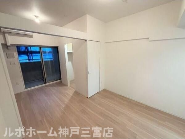 セレニテ神戸駅前アリエの内装