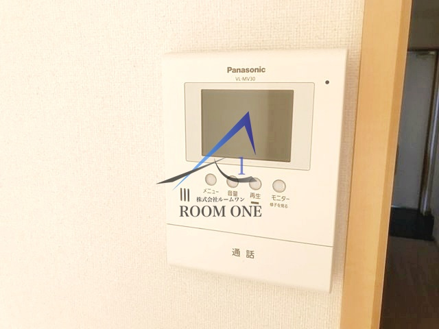 コンフォール日吉のセキュリティ|モニター付きインターホンです。