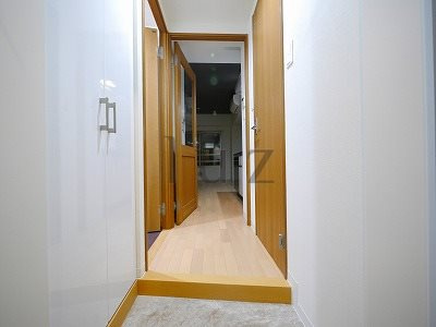 エフパークレジデンス横浜反町3261の玄関
