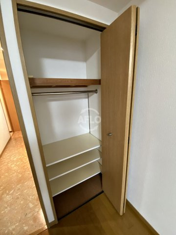 ホープ松屋町住吉の収納|ホープ松屋町住吉　クローゼット