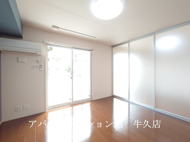 アルカディアAB Aの居間・リビング